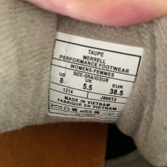 MERRELL Continnum low profile Hiking Shoes - Picture 9 of 13